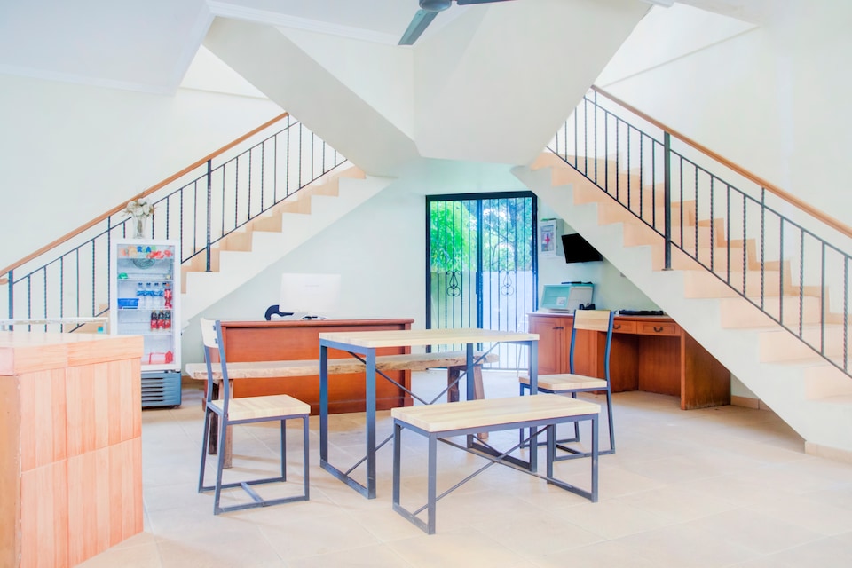 OYO 3734 Ramboe Ranca, Ciputat, Tangerang