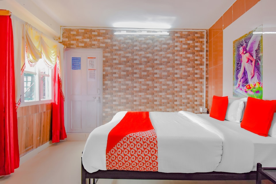 Collection O 73655 Whispering Oaks, Clock Tower Mussoorie, Mussoorie