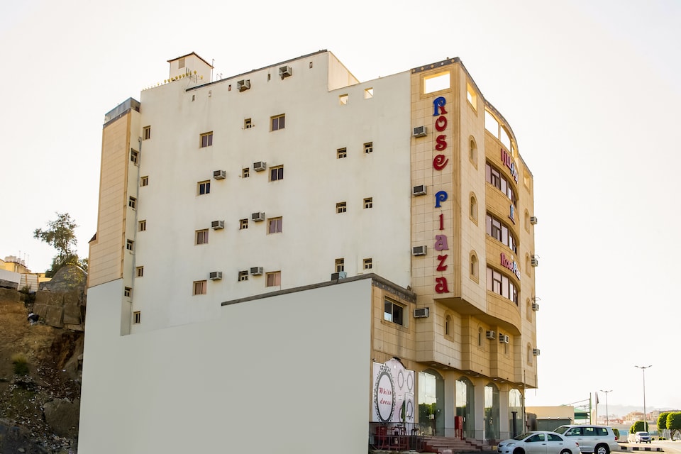 OYO 525 Rose Plaza1, Shamsan District, Abha