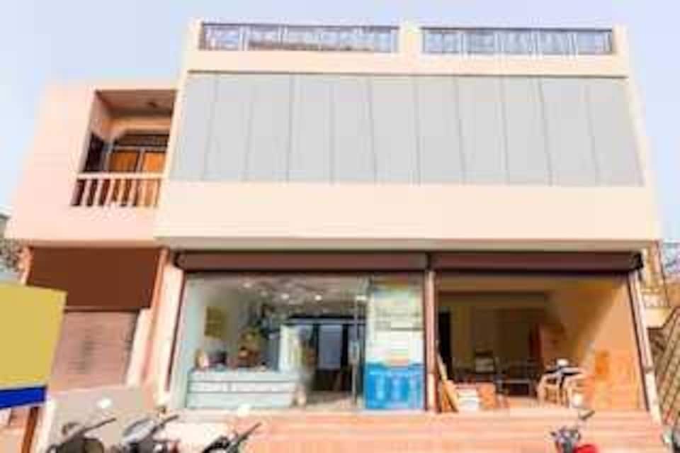 Hotel O Park View, Meerut, Meerut