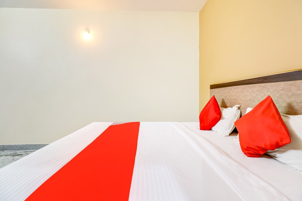 OYO 73781 Hotel Rafees, Kumbakonam, Kumbakonam