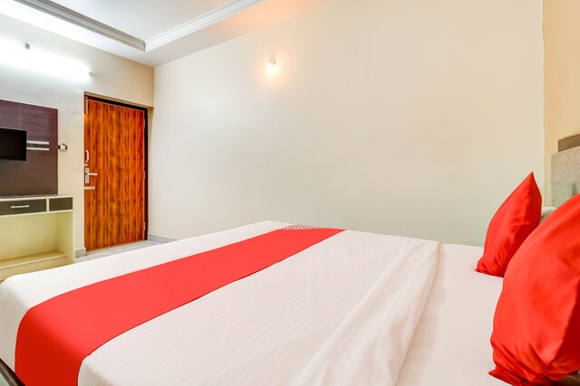 Hotels in Sri Venkataramana Hotel & Residency, Kumbakonam Starting