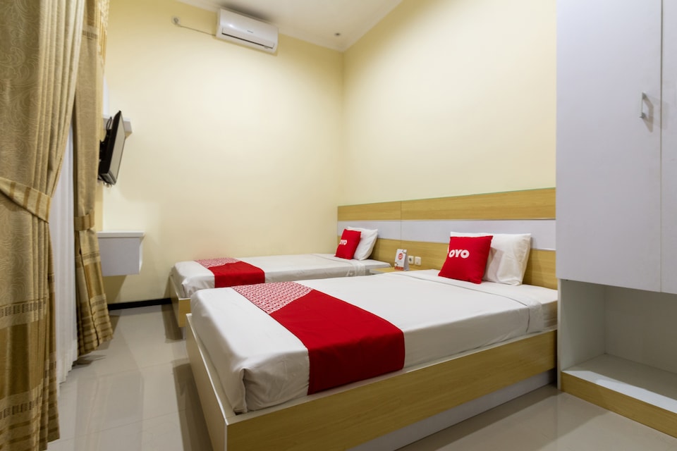 OYO 3763 Oq Guest House Syariah, Malang Kota, Malang