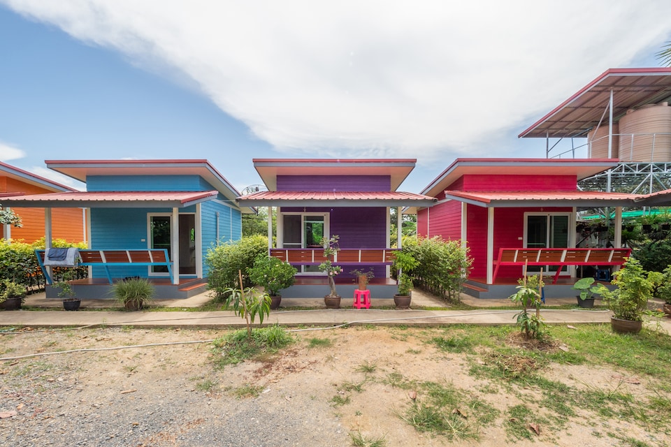 OYO 1035 Binlahdong Resort , Outer Sattahip P2, Chonburi