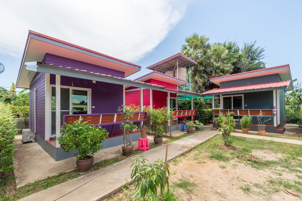 OYO 1035 Binlahdong Resort , Outer Sattahip P2, Chonburi