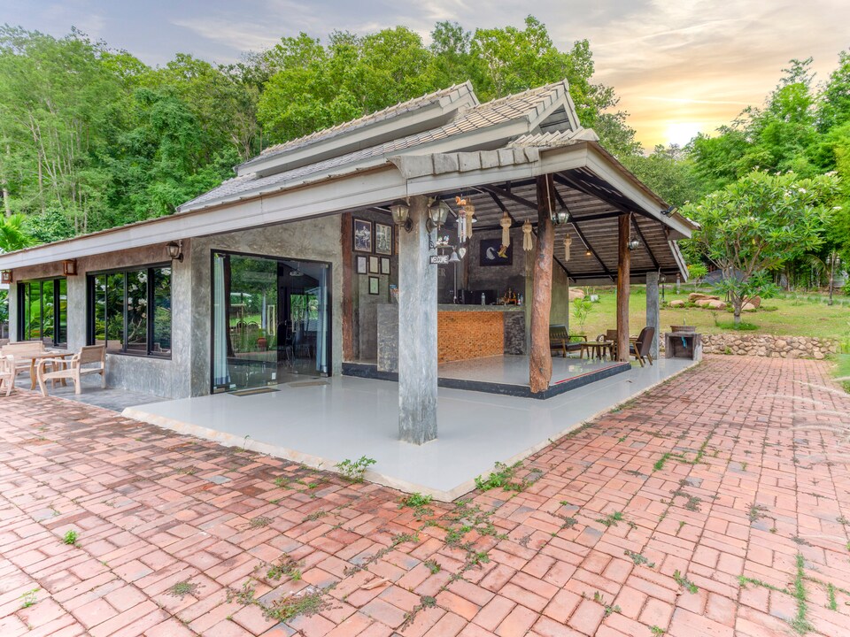 Capital O 1045 The Chater At Kaengkud, Mae Taeng P2, Chiang Mai