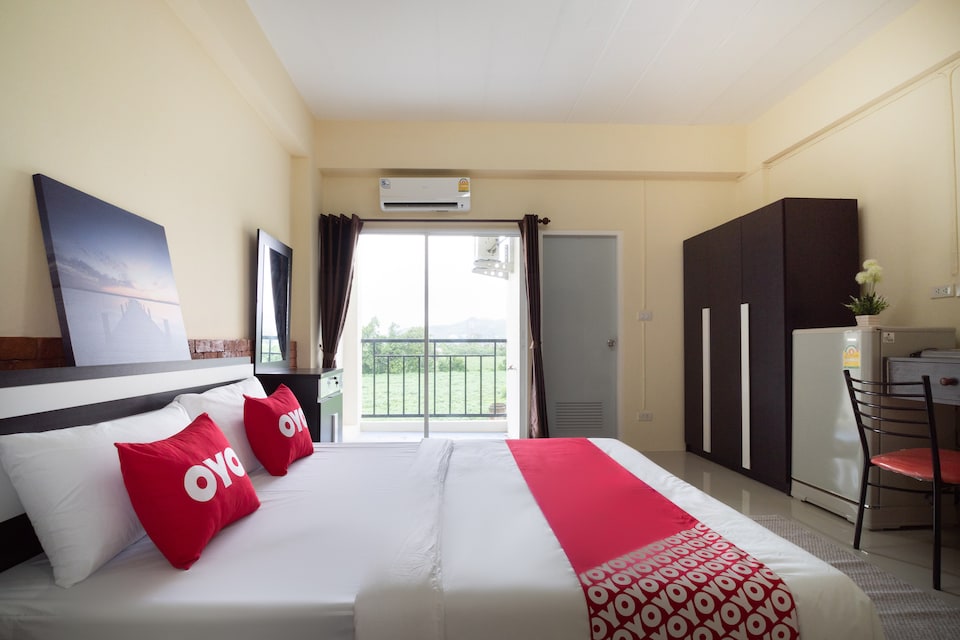 OYO 1047 Ek Residence Banchang City, U Tapao P2, Rayong