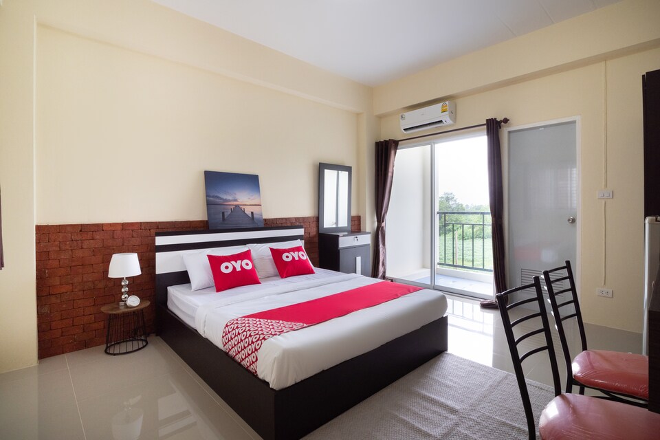 OYO 1047 Ek Residence Banchang City, U Tapao P2, Rayong