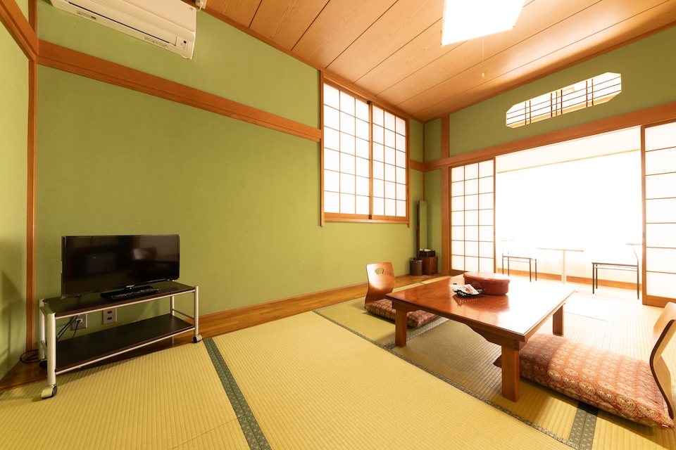 OYO Ryokan Oonoso Onjuku, South Matsudo, Matsudo