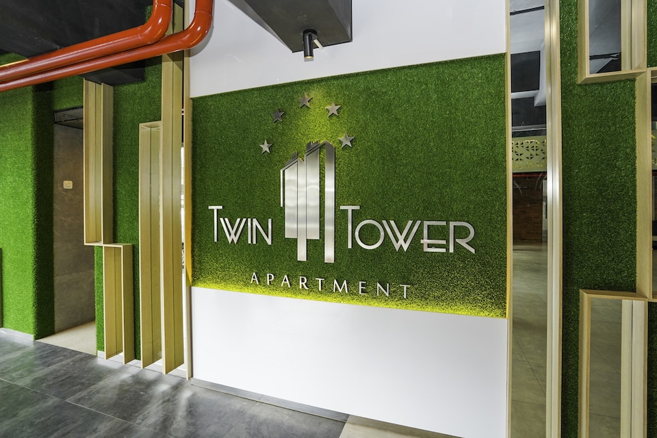 Collection O 29 Twin Tower, Genteng, Surabaya