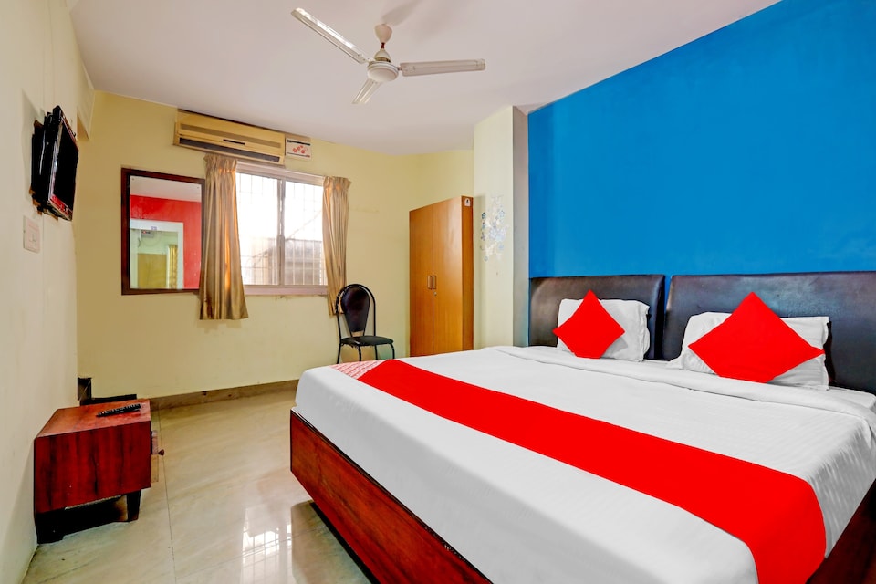 OYO 73855 Golden Stays, Anna Nagar Chennai, Chennai