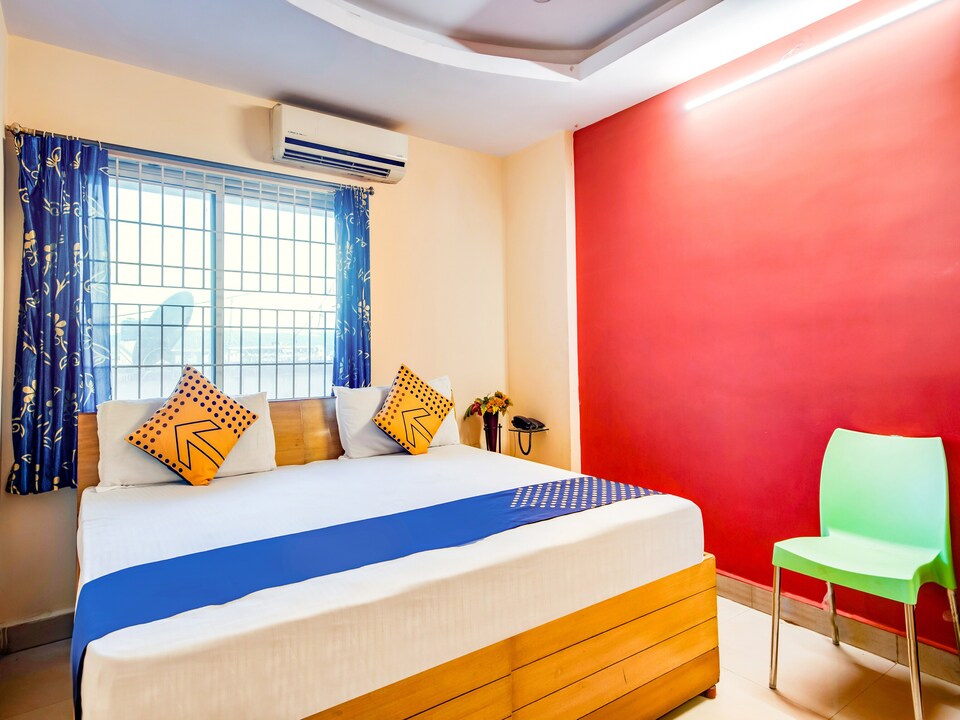 SPOT ON Rajeswari Lodge, Gajuwaka Visakhapatnam, Visakhapatnam