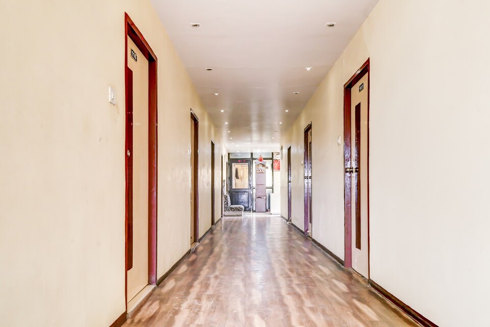 OYO 73872 Hotel Drishti Inn, Hingna Road Nagpur, नागपुर