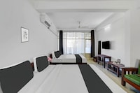 Super Collection O Madikeri City Center Near KSRTC Bus Stand Coorg Formerly Hotel Ragsys