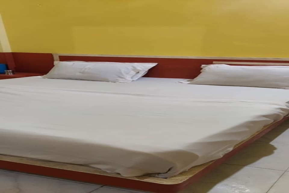 SPOT ON 73926 Hotel Anjanaa, Swargdwar Puri, Puri