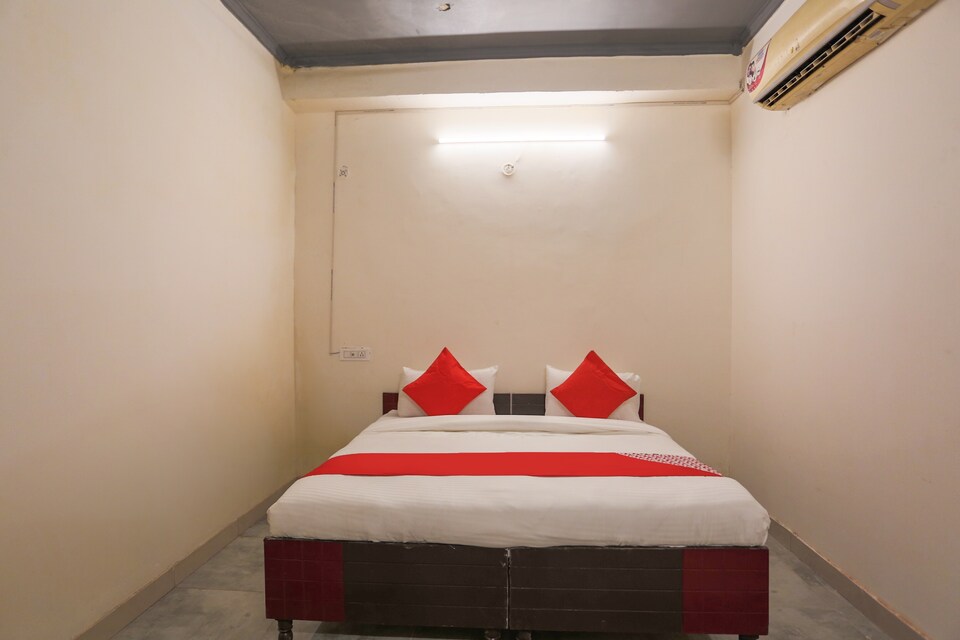 live under del4726, North Delhi, Delhi