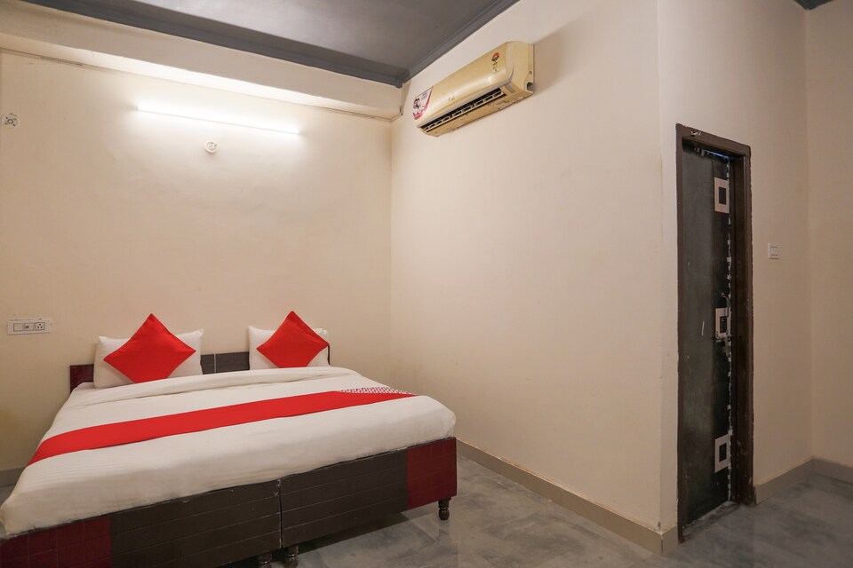 live under del4726, North Delhi, Delhi