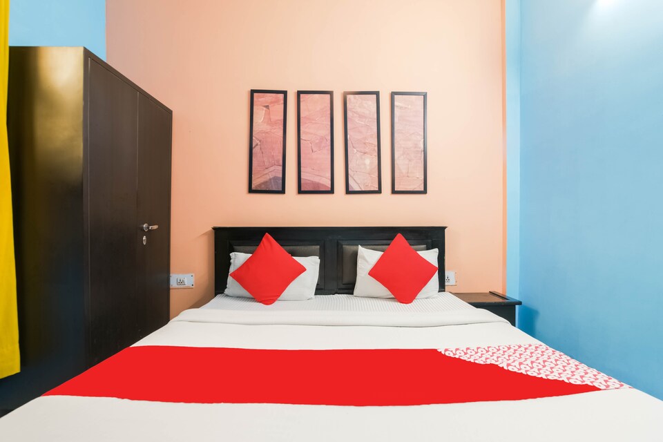 OYO 73930 Silver Tree , Dwarka Delhi, Delhi