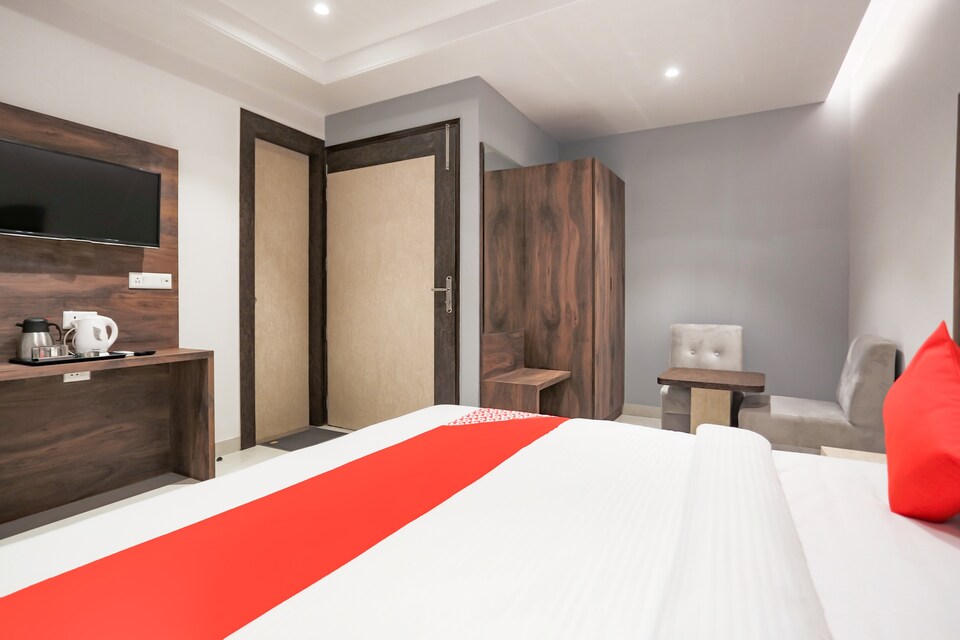 OYO 73945 Nilsa, Airport Delhi, Delhi Transit