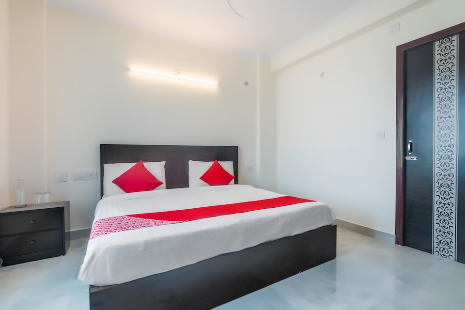 Collection O 60887 Kasna, Greater Noida, Noida