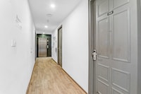 OYO Townhouse 139 Ashiyana Smriti Upvan Near Phoenix United Lucknow