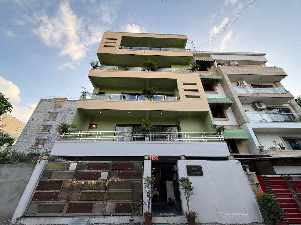 Hotel O Novel Suites Dwarka Sector 14, Dwarka Delhi, Delhi