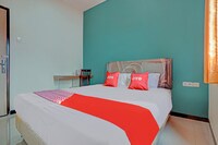 OYO 3800 Kalidami Residence Syariah
