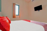 OYO 3800 Kalidami Residence Syariah