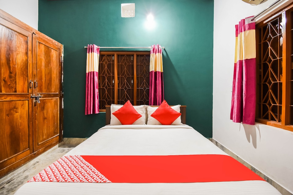 OYO Hotel Salomi Palace, Khandagiri Bhubaneswar, Bhubaneswar
