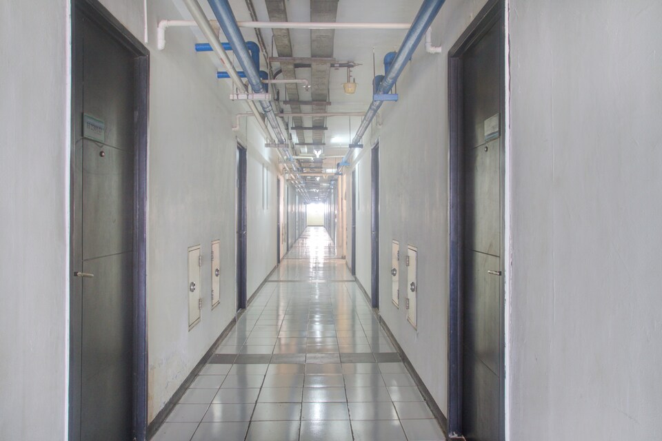 OYO 3801 S.a.g, East Jakarta, Jakarta