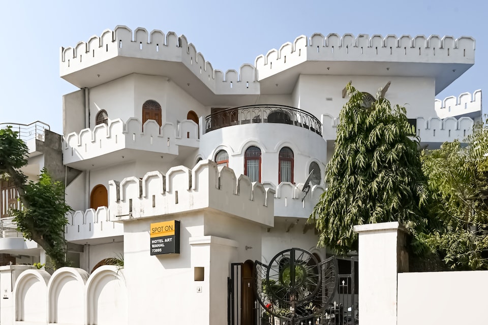 SPOT ON Hotel Art Mahal, Jaipur Airport, Jaipur