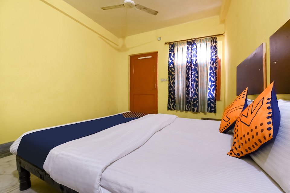 SPOT ON Hotel Art Mahal, Jaipur Airport, Jaipur