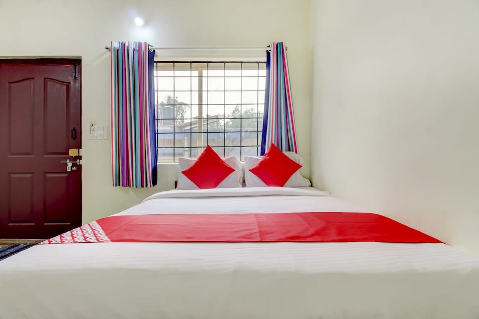 OYO 74015 Royal Coorg Service Apartment, Madikeri, Coorg