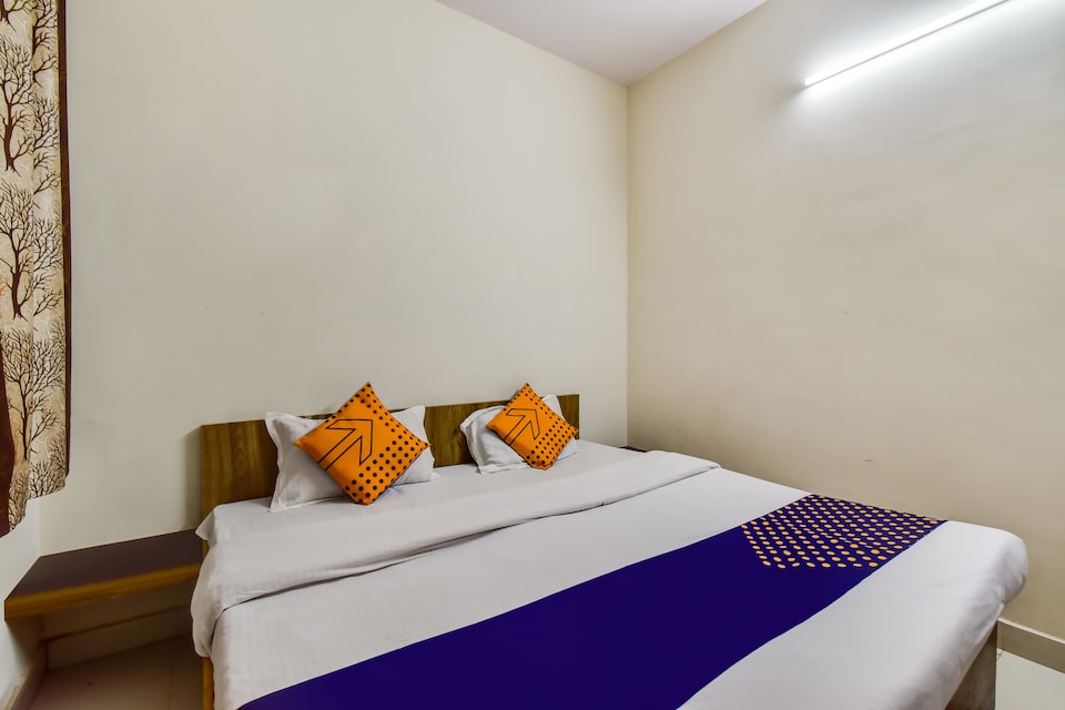 SPOT ON 74022 Bl Residency Shubham, Allen Landmark City Kota, Kota