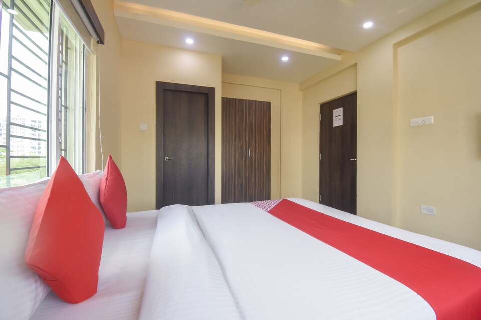 OYO 74023 R R D Carnival, Rajarhat Kolkata, Kolkata