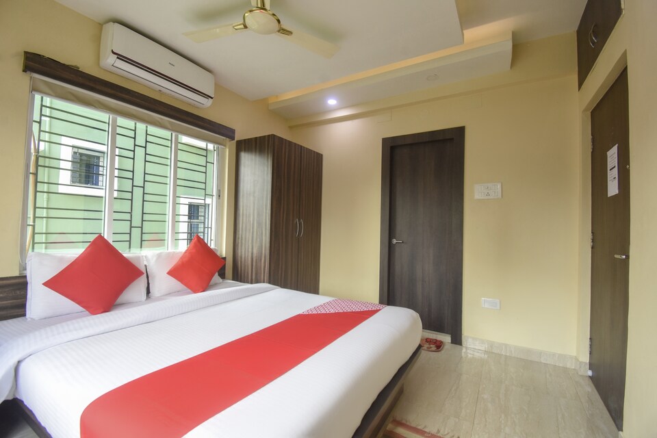 OYO 74023 R R D Carnival, Rajarhat Kolkata, Kolkata