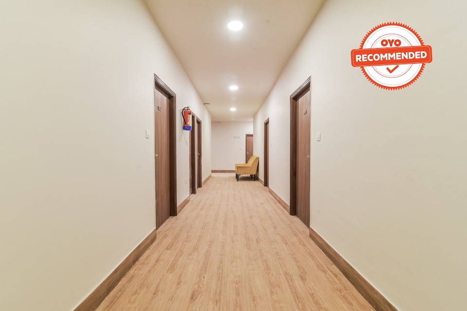 Silverkey Executive Stays 42947 Bharat Heritage, Airport-Dwarka Delhi, Delhi