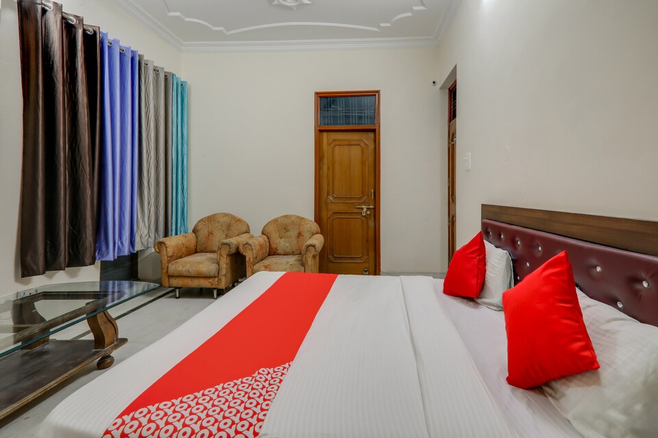 OYO Flagship 74036 Golden Residency 2, Gomti Nagar Lucknow, Lucknow