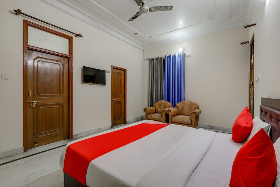 OYO Flagship 74036 Golden Residency 2, Gomti Nagar Lucknow, Lucknow