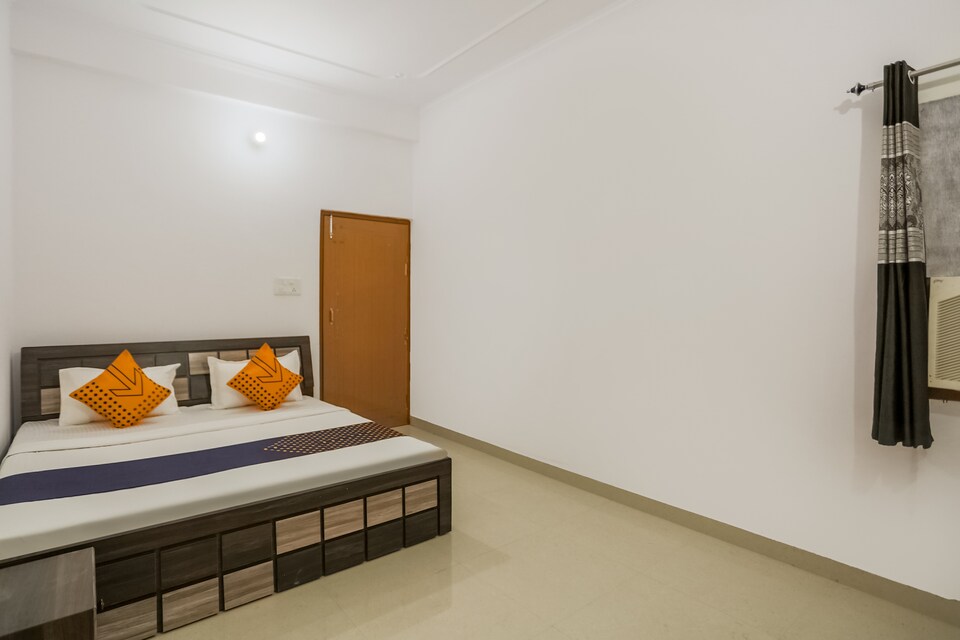 SPOT ON Shree Palace, New High Court Lucknow, Lucknow