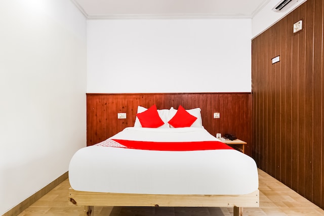 Hotel O Oval Retreat
