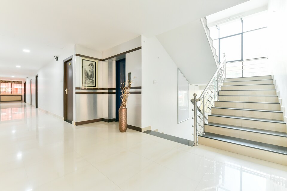 OYO Flagship 6244 Kay Pee's Inn, Edapally Kochi, कोच्चि