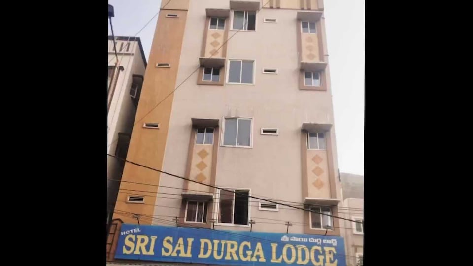 SPOT ON Hote Sri Sai Durga Lodge Hyderabad, Madhapur-II, Hyderabad