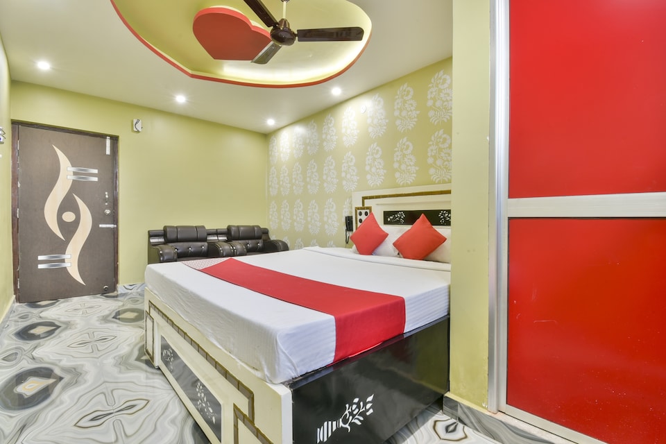 OYO 74115 Hotel Ganga Mahal Inn, Patna, Patna