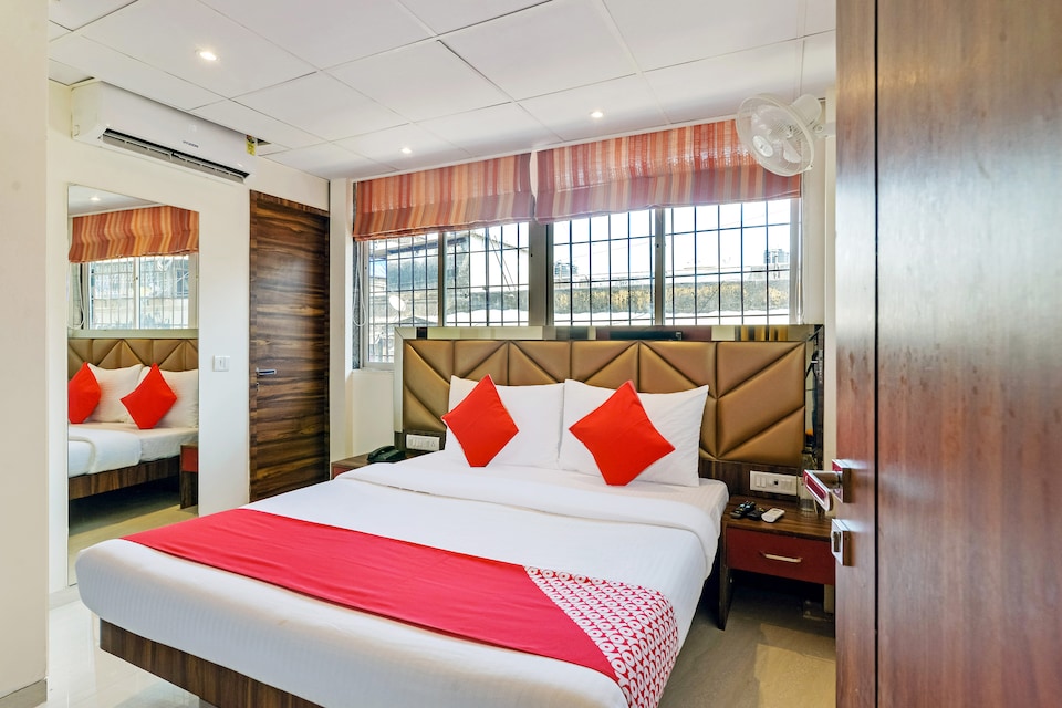 OYO Flagship 23993 Victoria Grand Colaba, Mumbai CST-Churchgate-Colaba, Mumbai