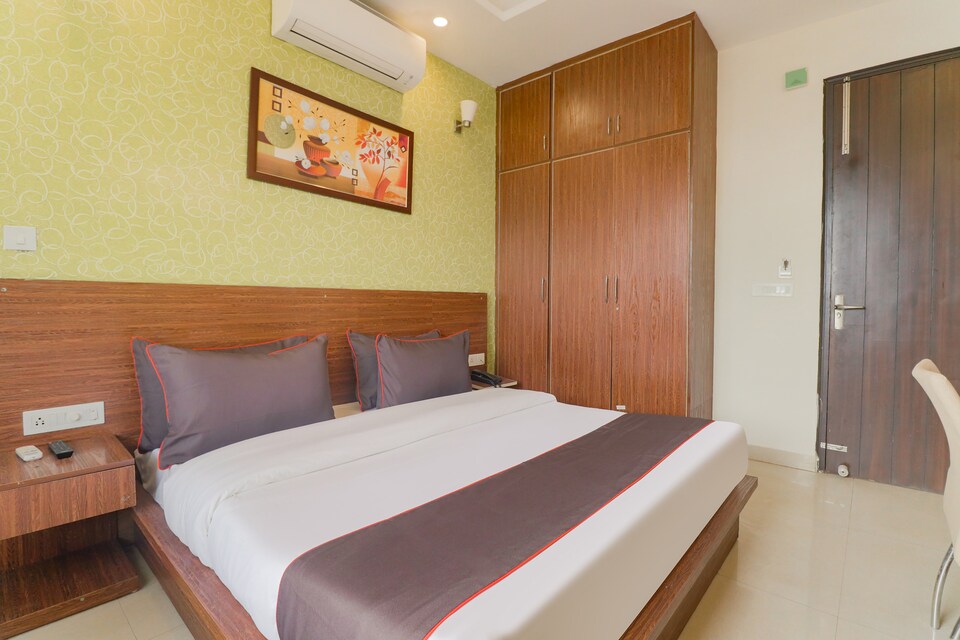 Collection O Sector 46 Huda Colony Near Omaxe Celebration Mall, Huda 2, Gurgaon