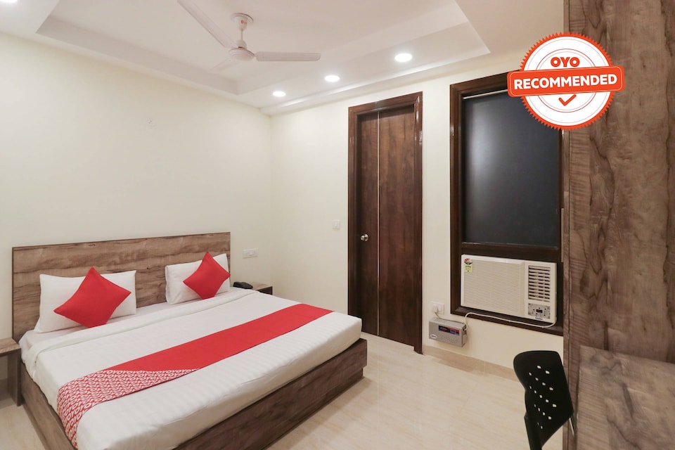 Super Hotel O Comfort Residency Near Artemis Hospital, Medanta, Gurgaon