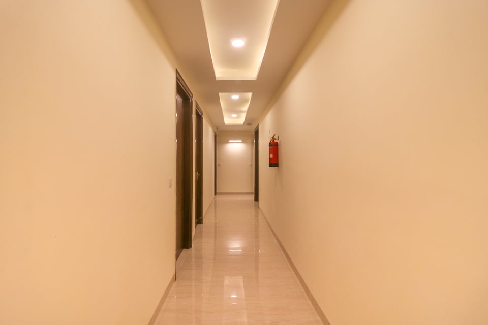 Hotel O Comfort Residency Near Artemis Hospital, Medanta, Gurgaon
