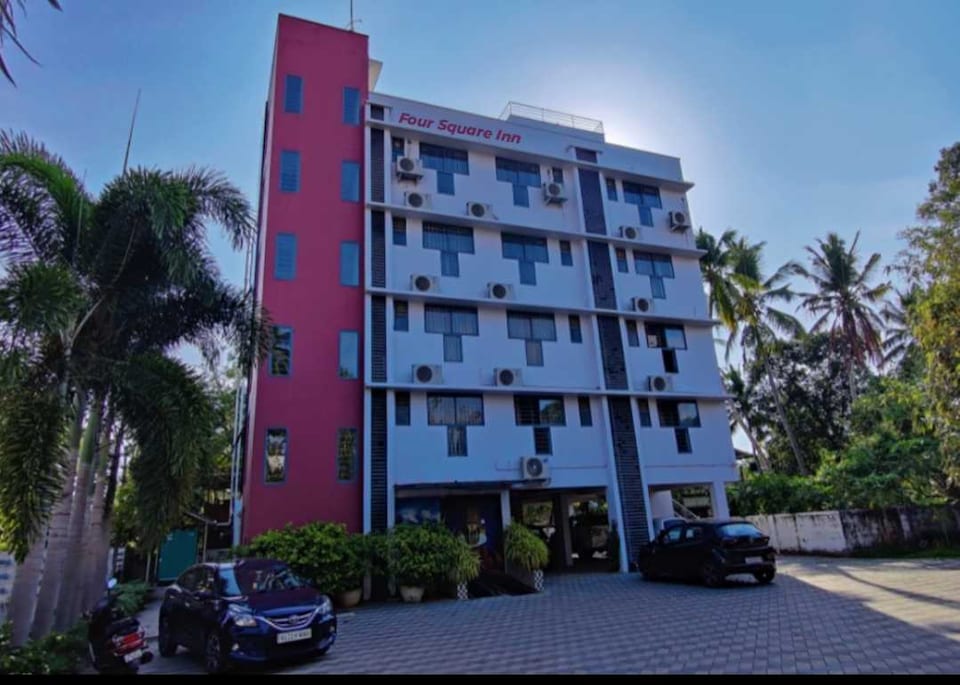 Collection O 74172 Four Squares Inn, Technopark Trivandrum, Trivandrum