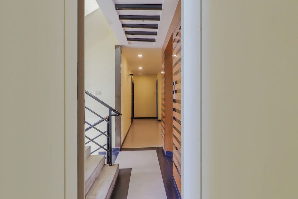 Hotel O Meredian comfort inn, Abids-Nampally, Hyderabad
